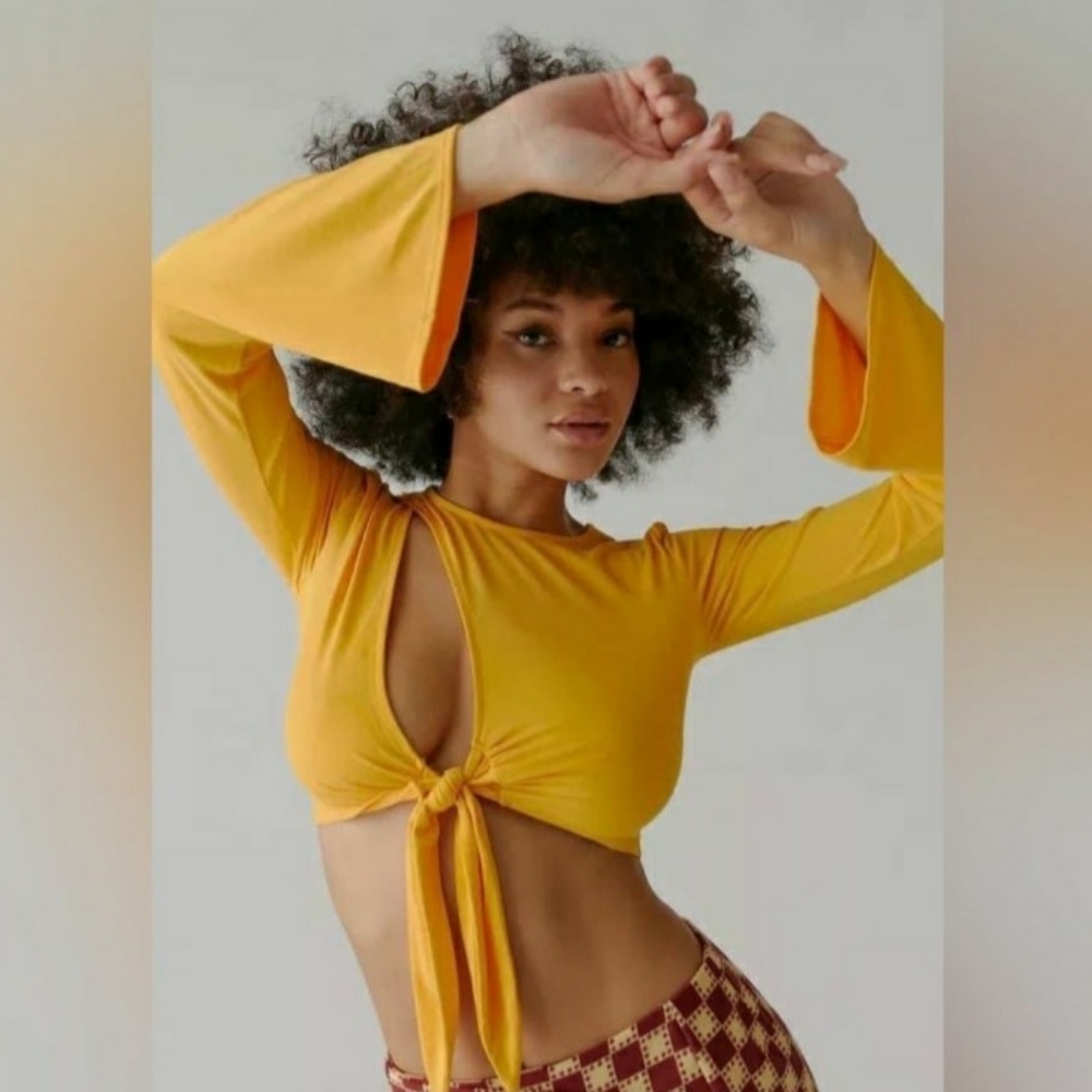 NWT Sexy Mustard Yellow Urban Outfitters Peekaboo Crop Top Long Sleeves S Petite